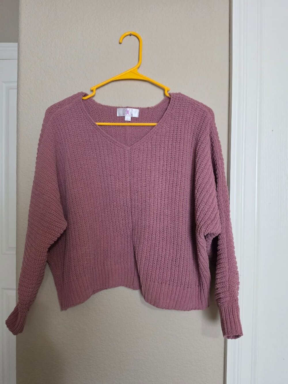 Girl's Cable Knit Cropped Sweater, Size Youth Large